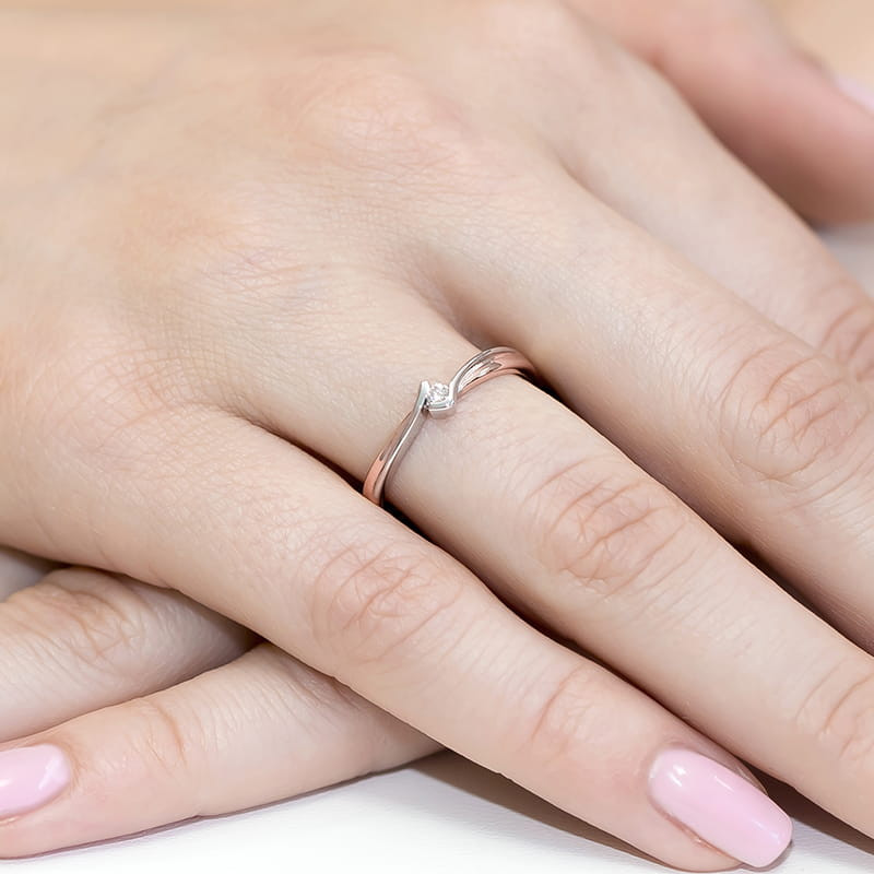 Pierścionek W181 Diament 0,04ct różowe złoto