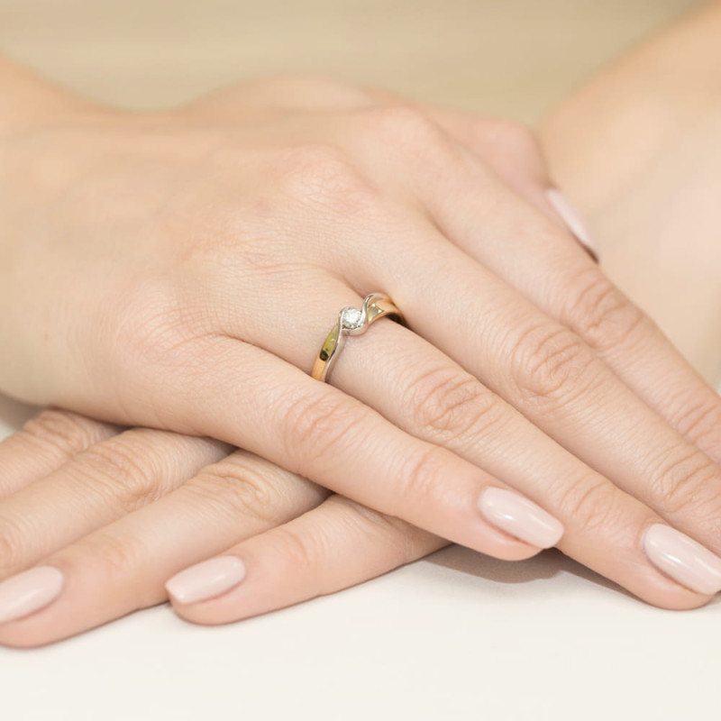 Pierścionek W278 Diament 0,15ct żółte złoto