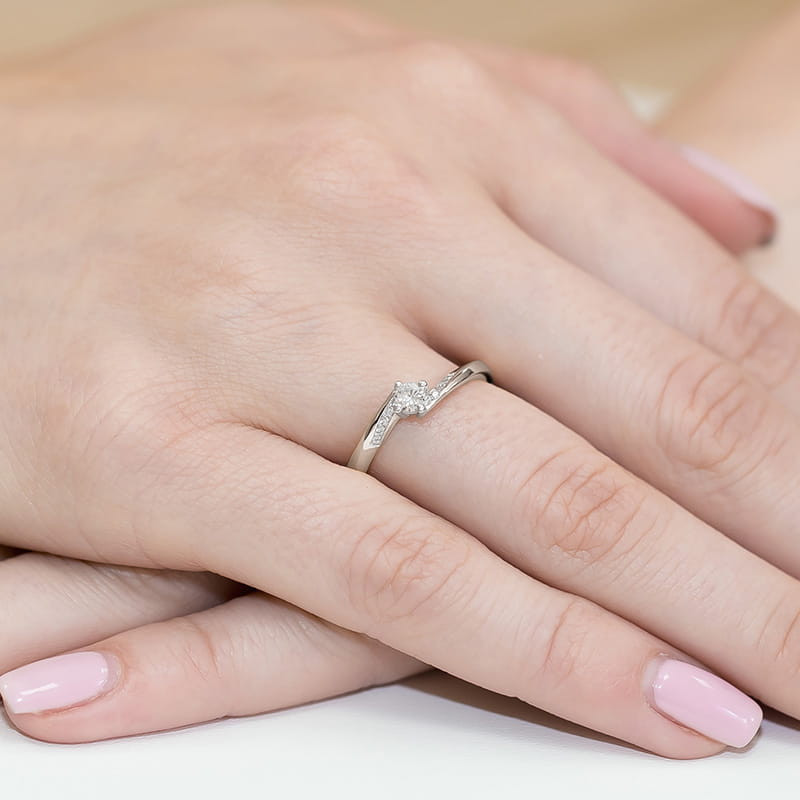 Pierścionek W262 Diament 0,15ct białe złoto