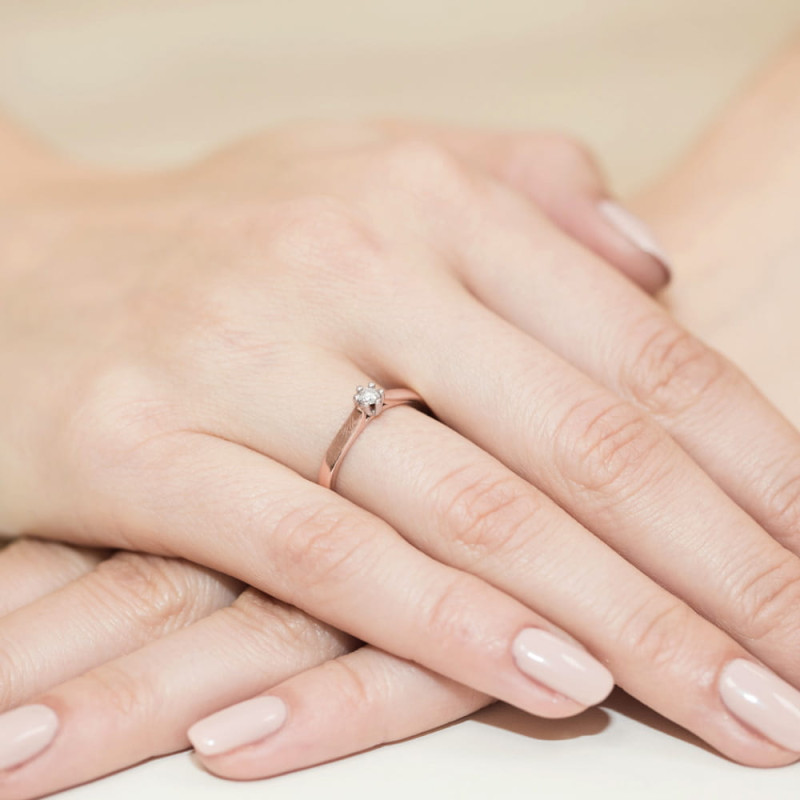 Pierścionek W222 Diament 0,08ct różowe złoto