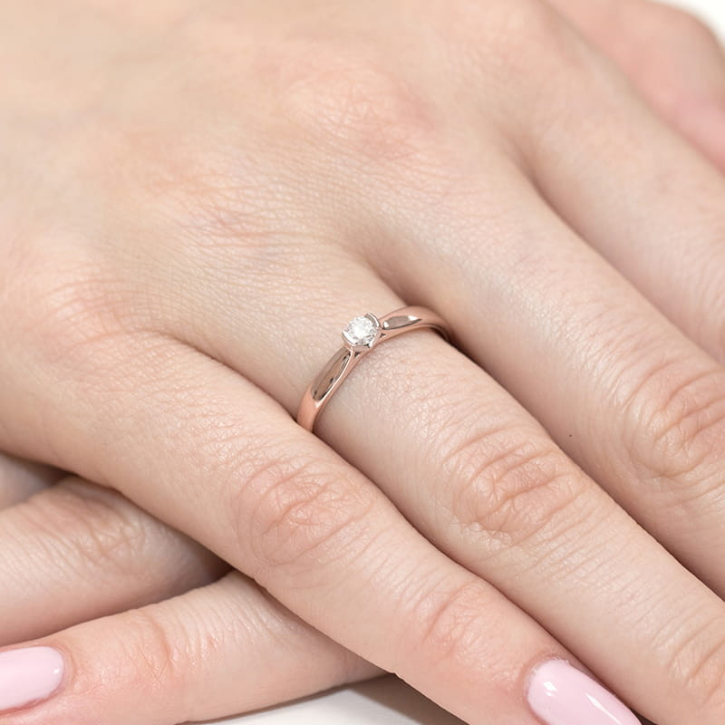 Pierścionek W223 Diament 0,08ct różowe złoto
