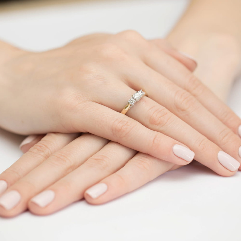 Pierścionek W344 Diament 0,25ct żółte złoto