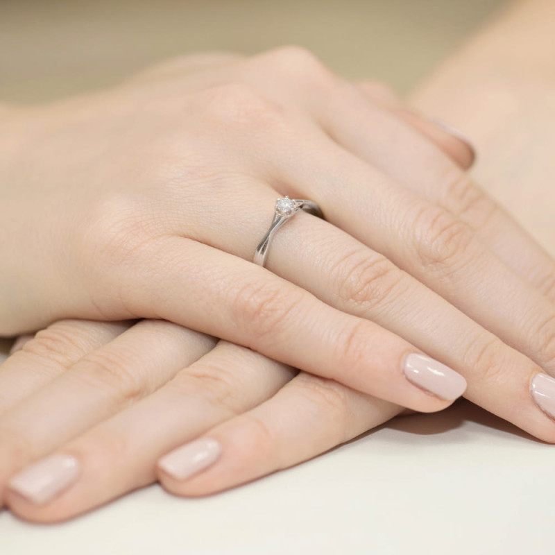 Pierścionek W340 Diament 0,12ct białe złoto