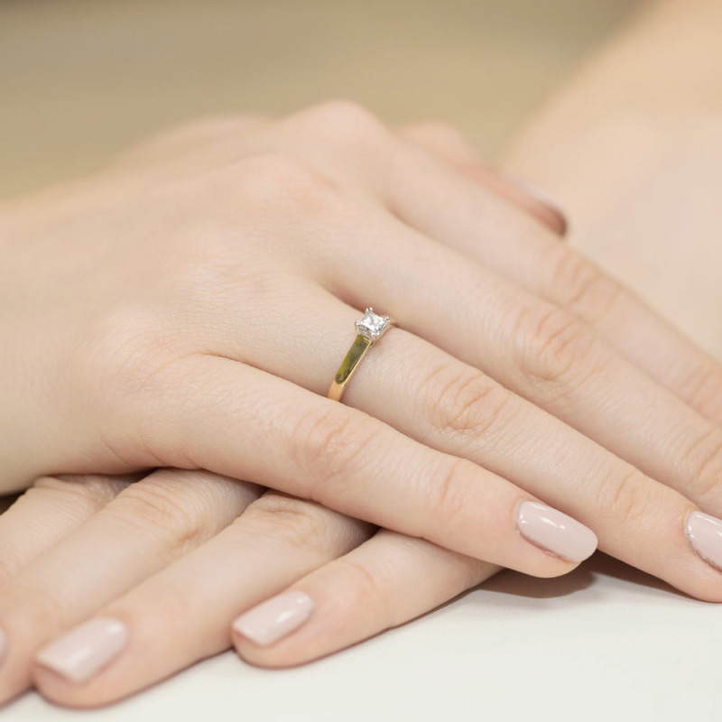 Pierścionek W347 Diament 0,30ct żółte złoto