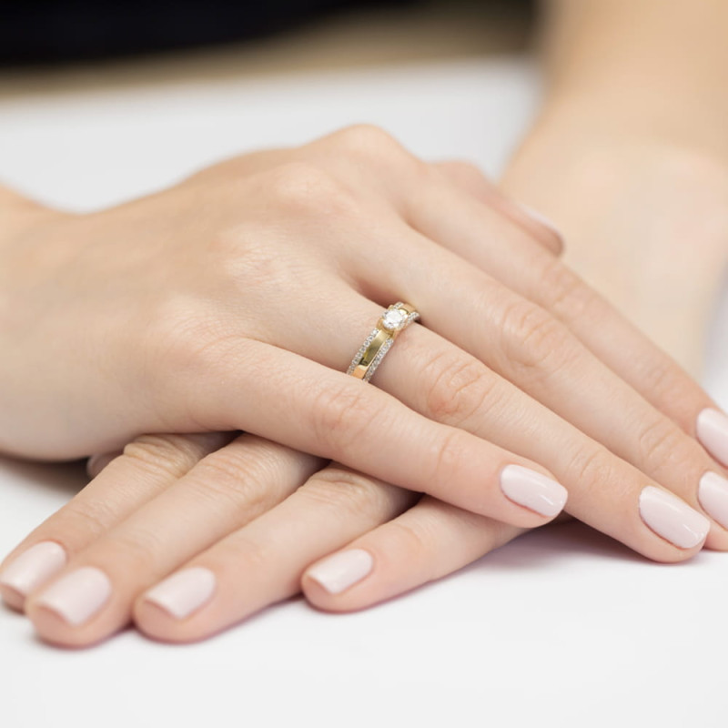 Pierścionek W356 Diament 0,25ct żółte złoto
