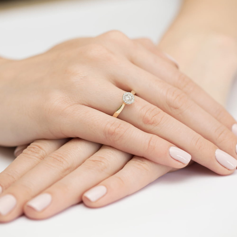 Pierścionek W362 Diament 0,12ct żółte złoto