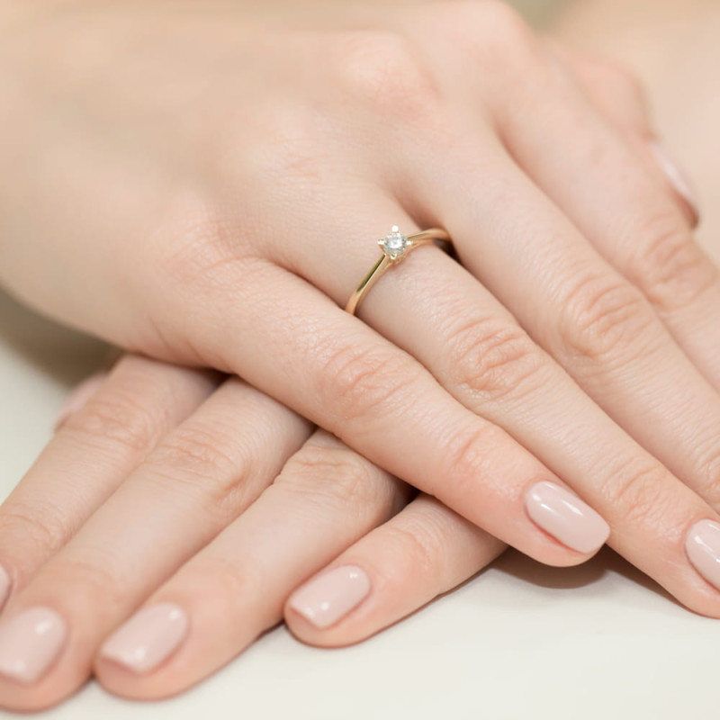 Pierścionek W367 Diament 0,15ct żółte złoto