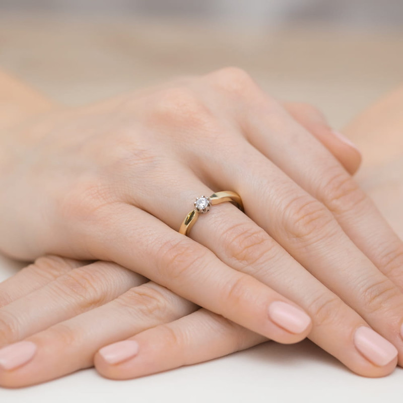 Pierścionek W450B Diament 0,15ct żółte złoto