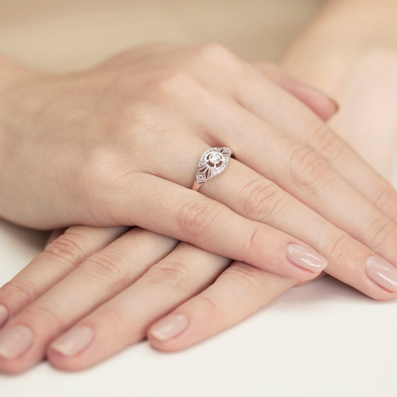 Pierścionek W413 Diament 0,10ct różowe złoto
