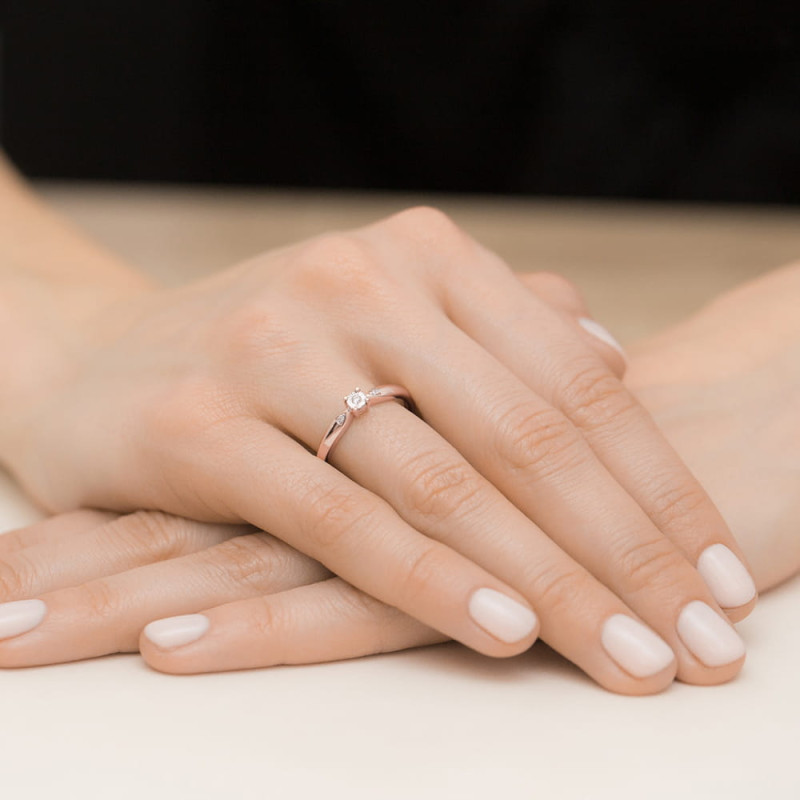 Pierścionek W469 Diament 0,02ct różowe złoto