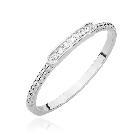 Pierścionek W0606 z diamentami białe złoto