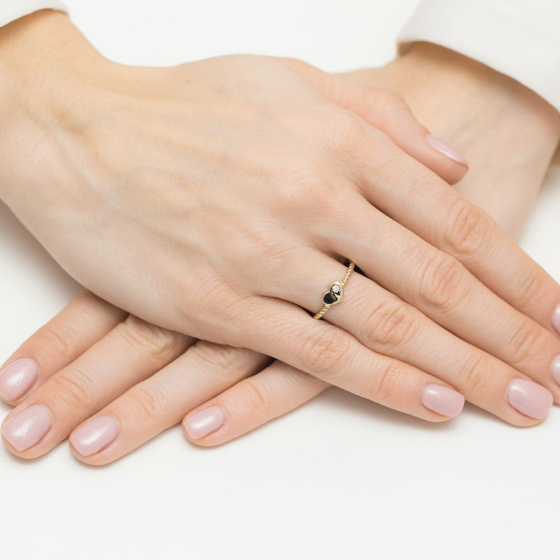 Pierścionek W0610 Diament 0,03ct żółte złoto