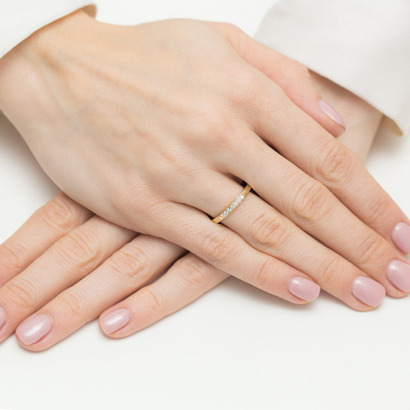 Pierścionek W0619 z diamentami żółte złoto