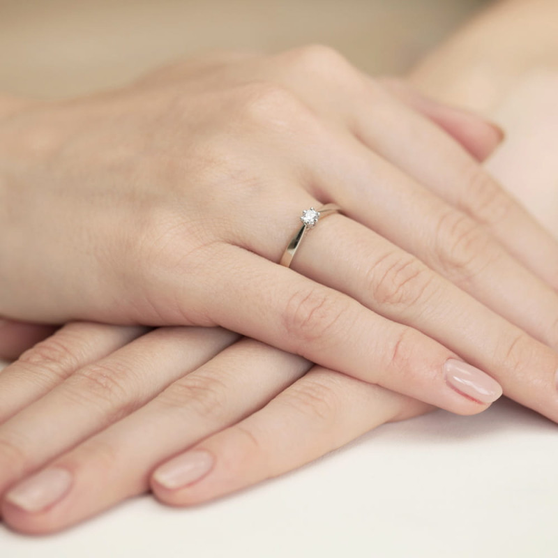 Pierścionek W229 Diament 0,08ct białe złoto