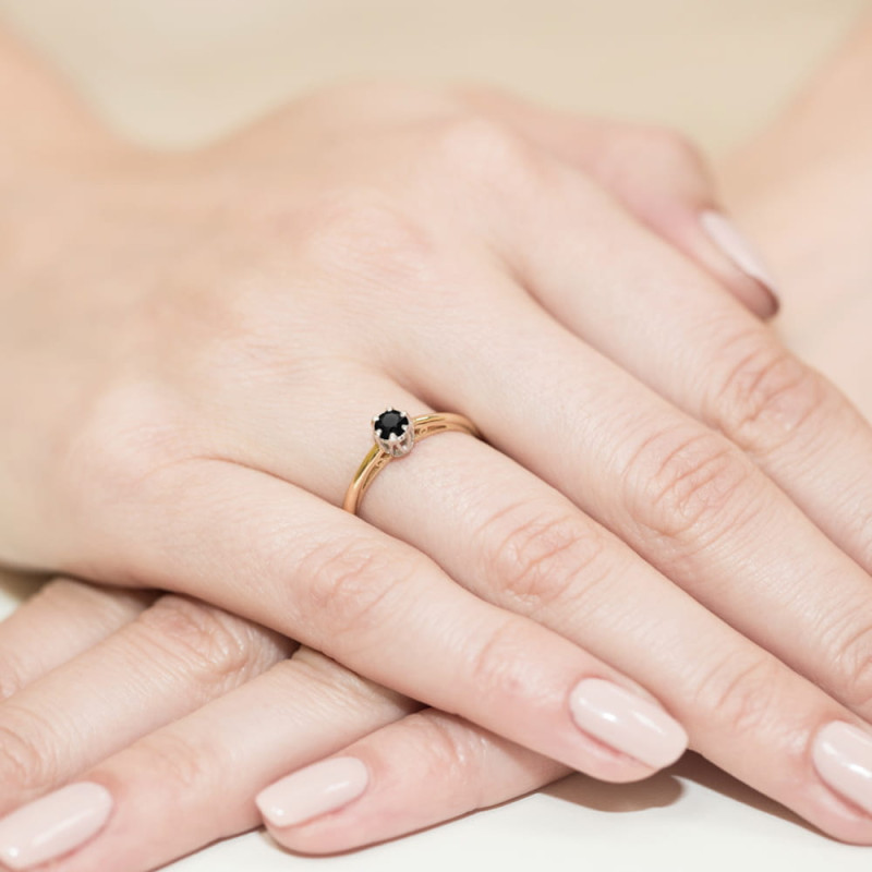 "Pierścionek W133 Czarny Diament 0,20ct Żółte Złoto | Daimana.pl