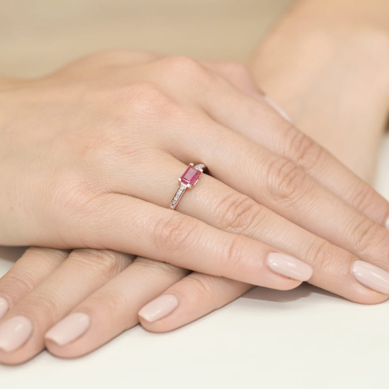 Pierścionek W105 Rubin 0,80ct różowe złoto