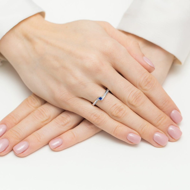 Pierścionek W0262 Szafir 0,15ct białe złoto