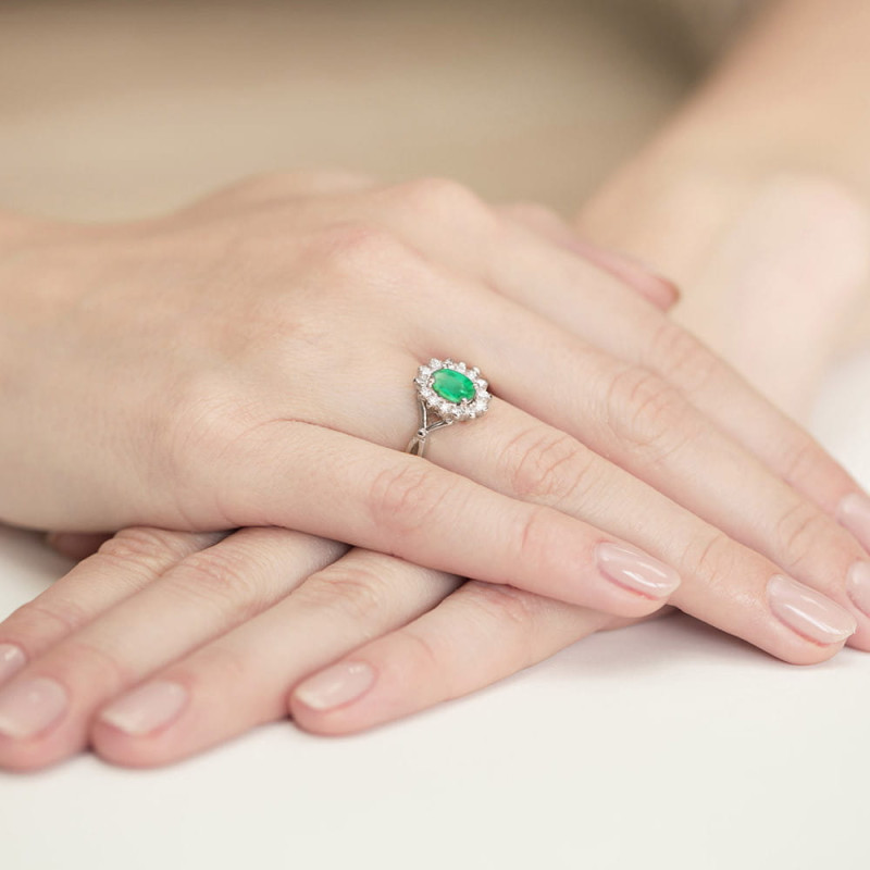 Pierścionek W182 Szmaragd 0,80ct białe złoto