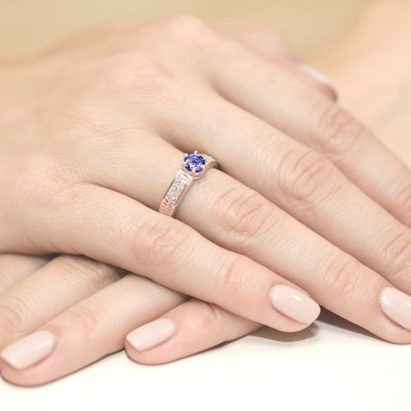 Pierścionek W075 Tanzanit 0,50ct różowe złoto
