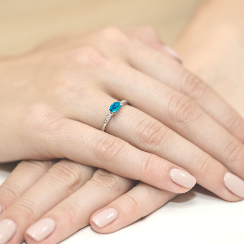 Pierścionek W077 Topaz London Blue 0,50ct białe złoto