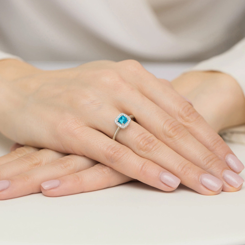 Pierścionek W514 Topaz 0,70ct białe złoto