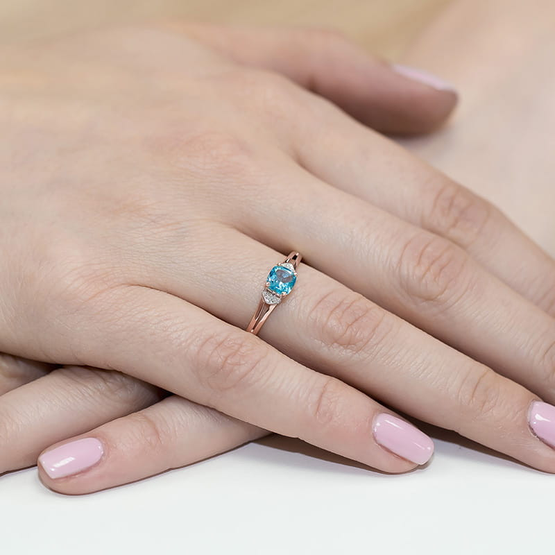 Pierścionek W039 Topaz 0,70ct różowe złoto