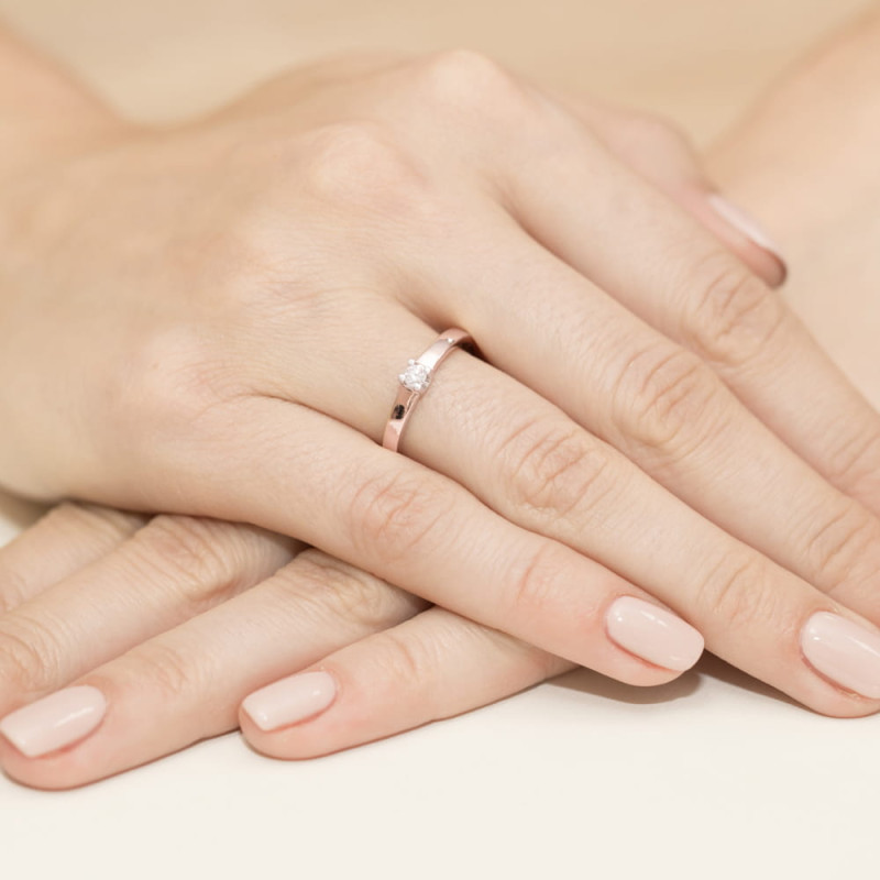 Pierścionek W225 Diament 0,12ct różowe złoto