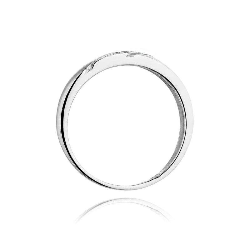 Pierścionek W0118 z diamentami białe złoto