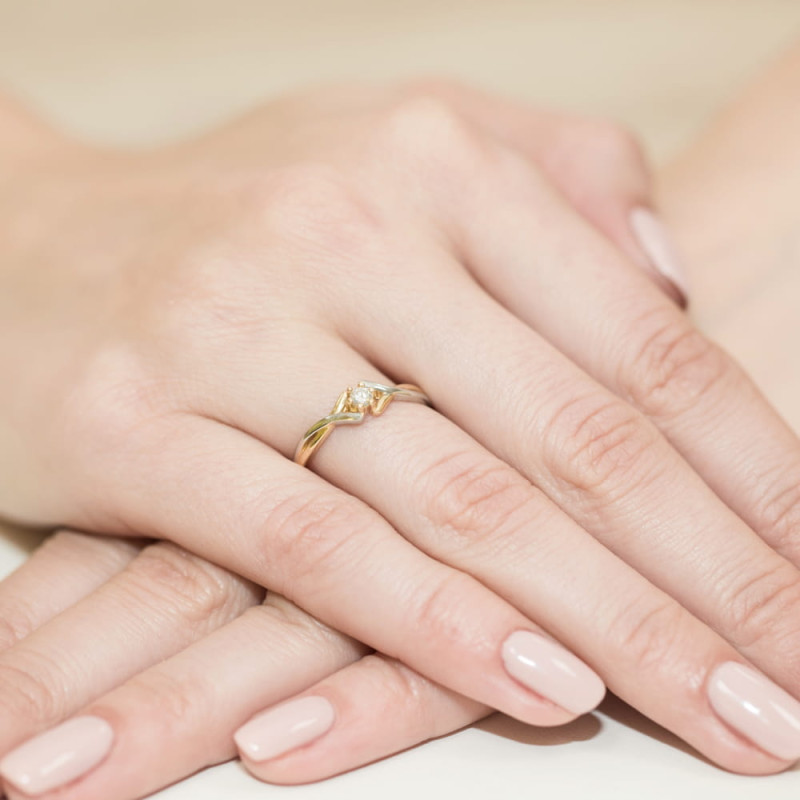 "Pierścionek W190B Diament 0,10ct żółte złoto - Daimana.pl | Eks