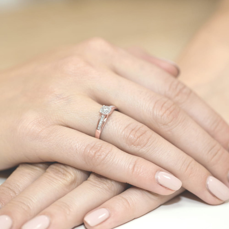 Pierścionek W034 Diament 0,04ct różowe złoto