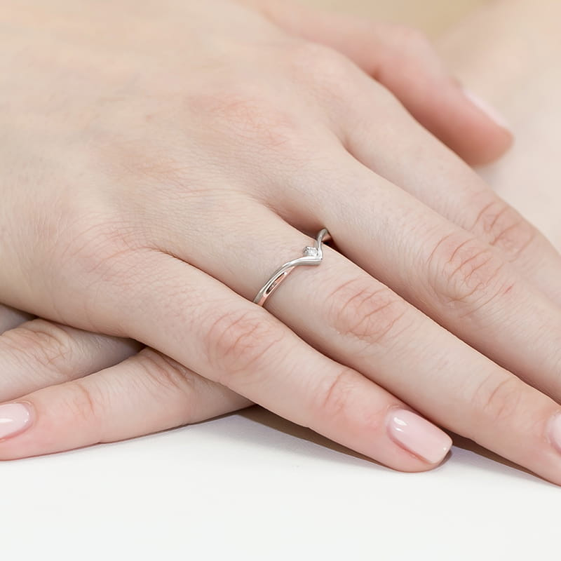 Pierścionek W051 Diament 0,04ct różowe złoto