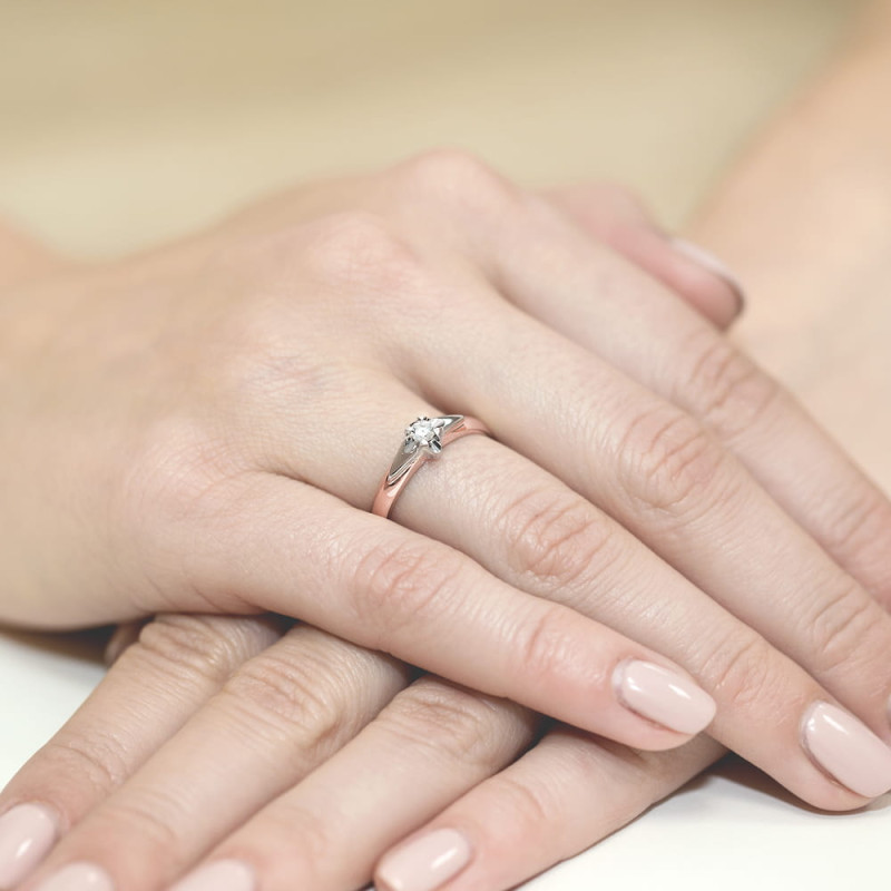 Pierścionek W088 Diament 0,10ct różowe złoto